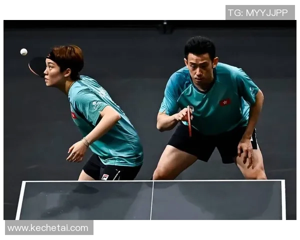 网球与篮球明星的竞技魅力与人生故事探秘